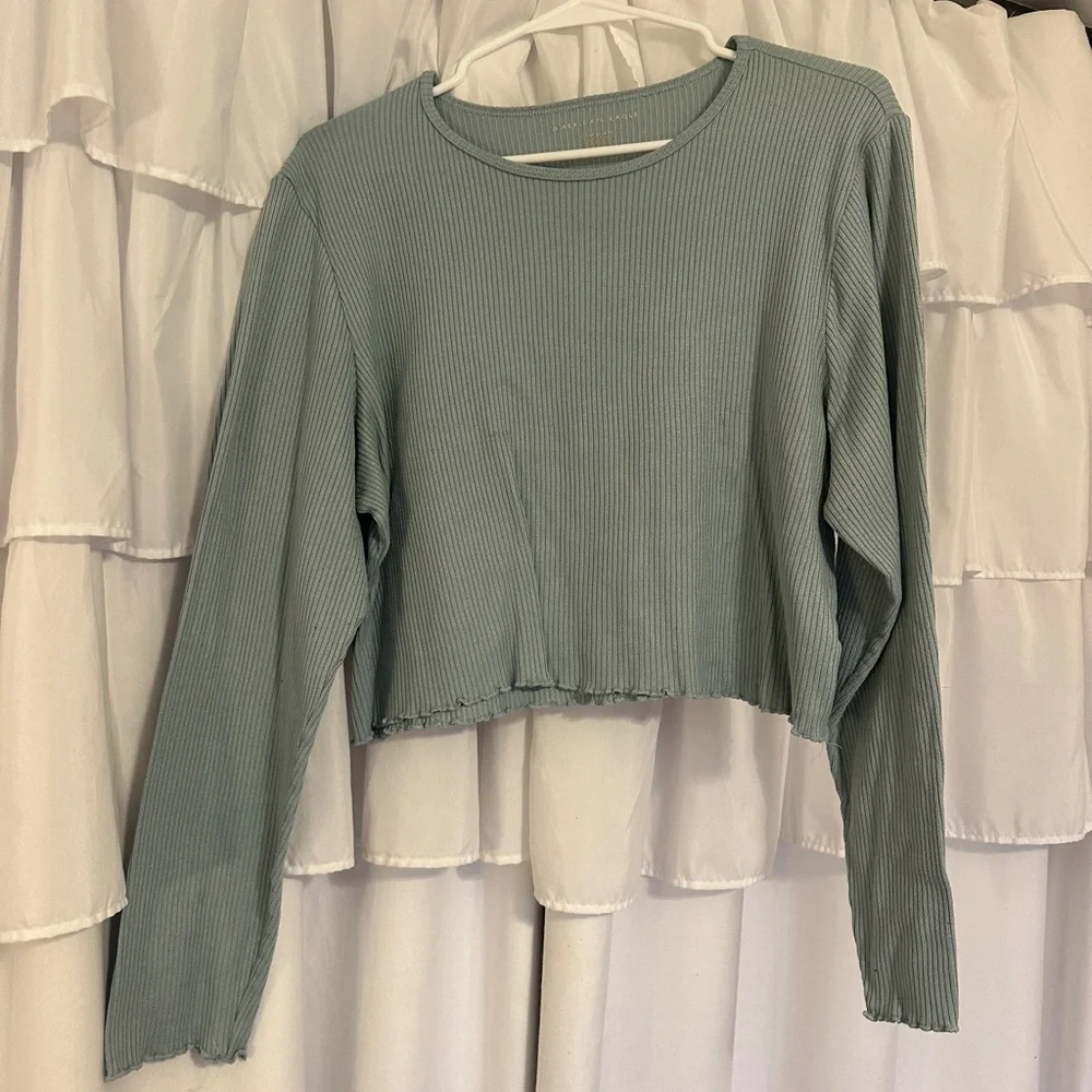 American Eagle Ribbed Long Sleeve Top - Picture 1 of 2